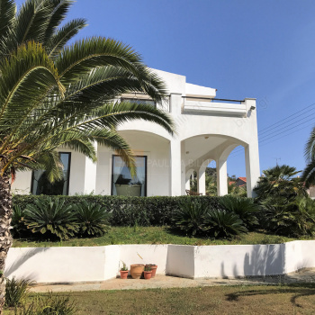 Εξωτερική όψη . Outdoor view