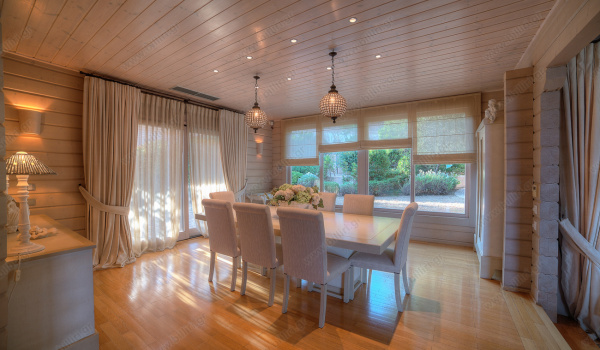02__level_one_main_dining_room_02