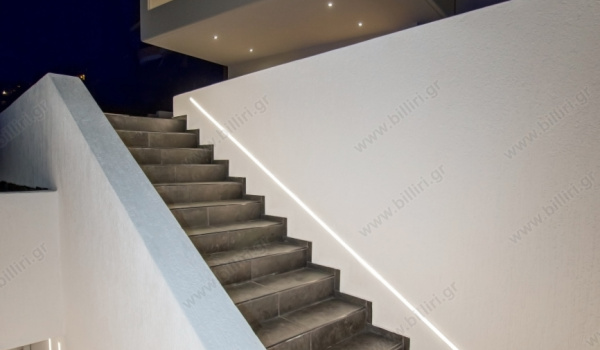 3_entrance_stairs_273302064