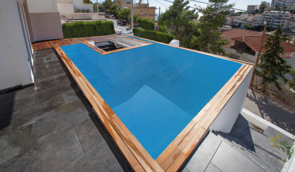 8_pool_from_the_veranda_of_the_guests