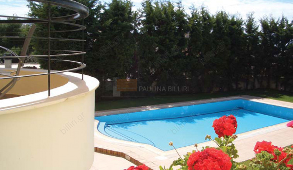 Πισίνα - Swimming pool